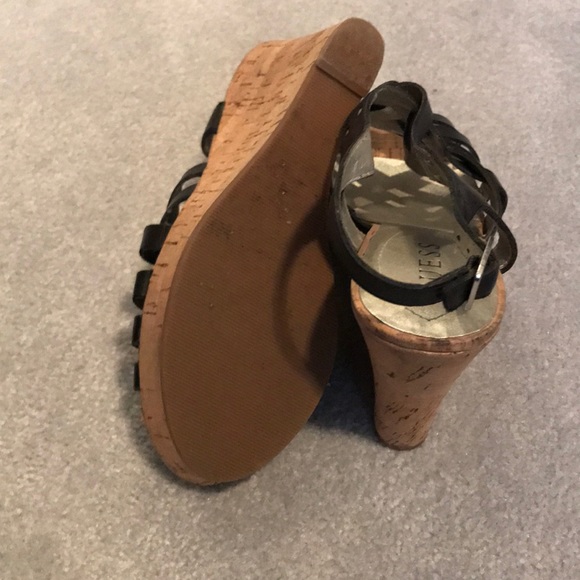 Guess Black Strappy Wedge Sandal - Picture 3 of 3